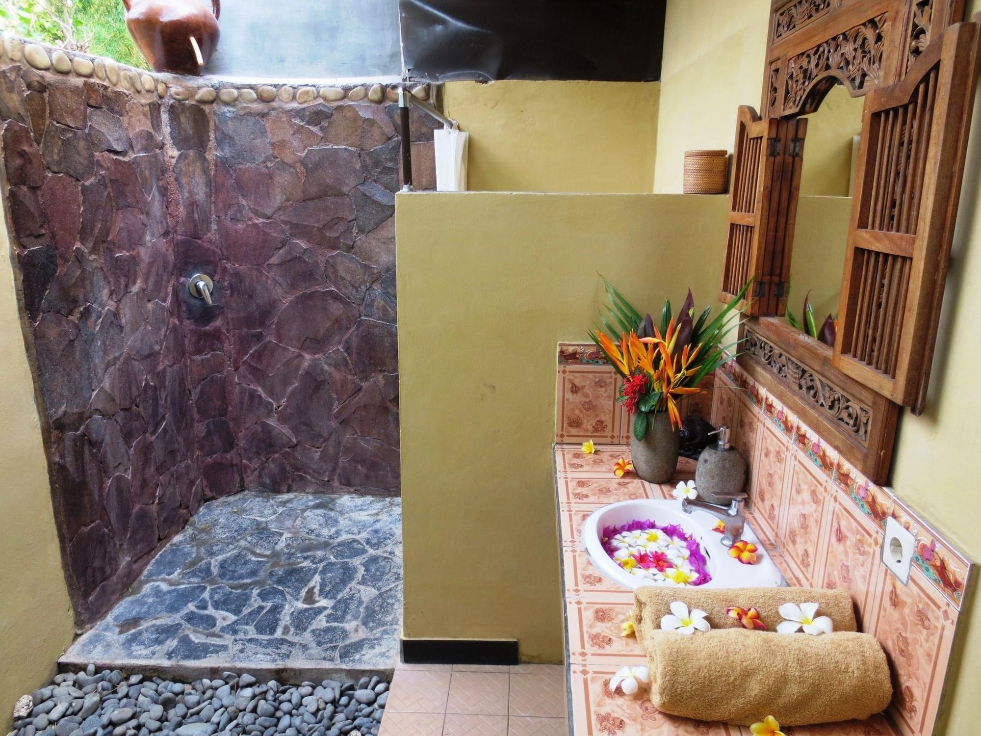 Taruna Boutique Homestay & Spa Pemuteran Esterno foto