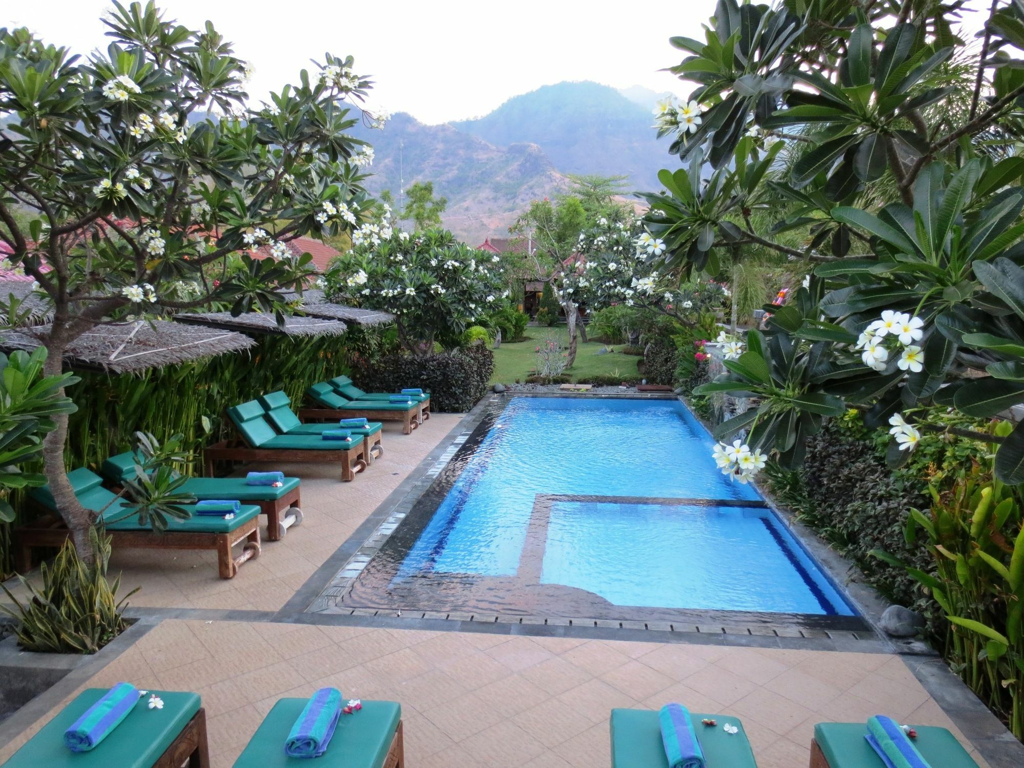 Taruna Boutique Homestay & Spa Pemuteran Esterno foto